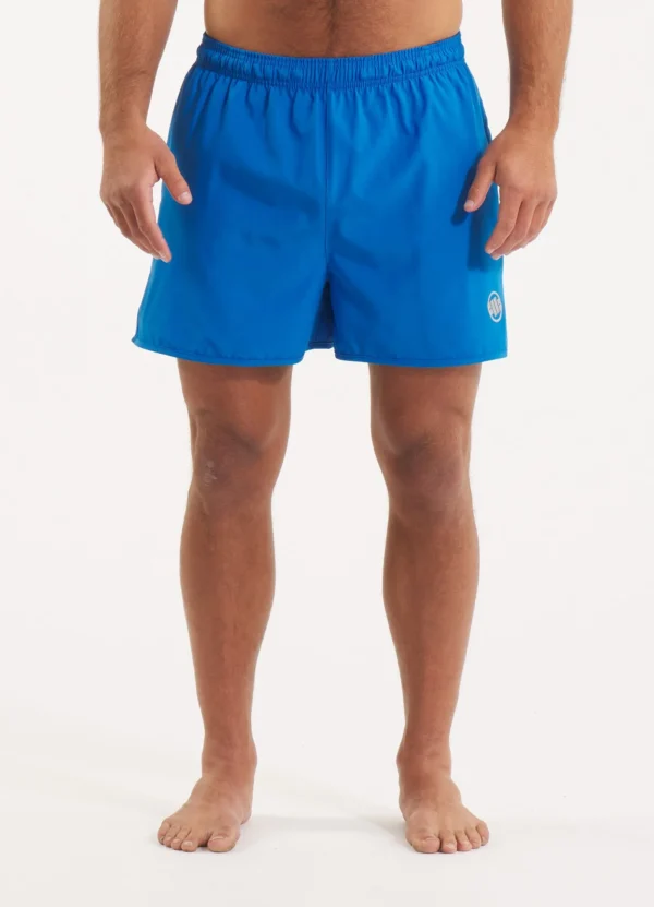 Pitbull Sports Shorts Performance Pro Plus Small Logo II. Sportive individual wearing Pitbull Sports Shorts Performance Pro Plus Small Logo II.