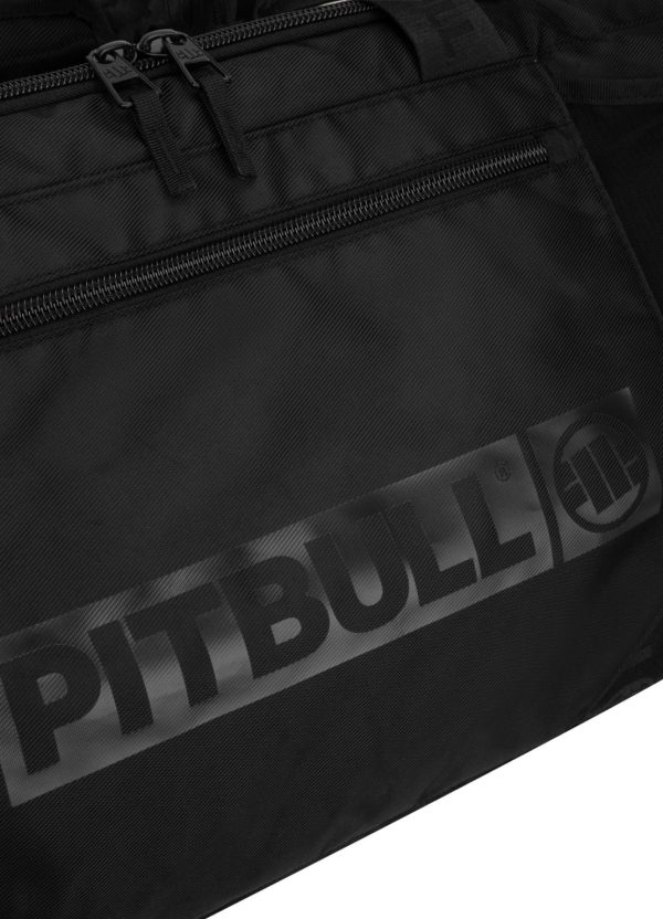 'Pitbull Hilltop Fight Training Sports Bag'. 'Product image of Pitbull Hilltop Fight Training Sports Bag'.