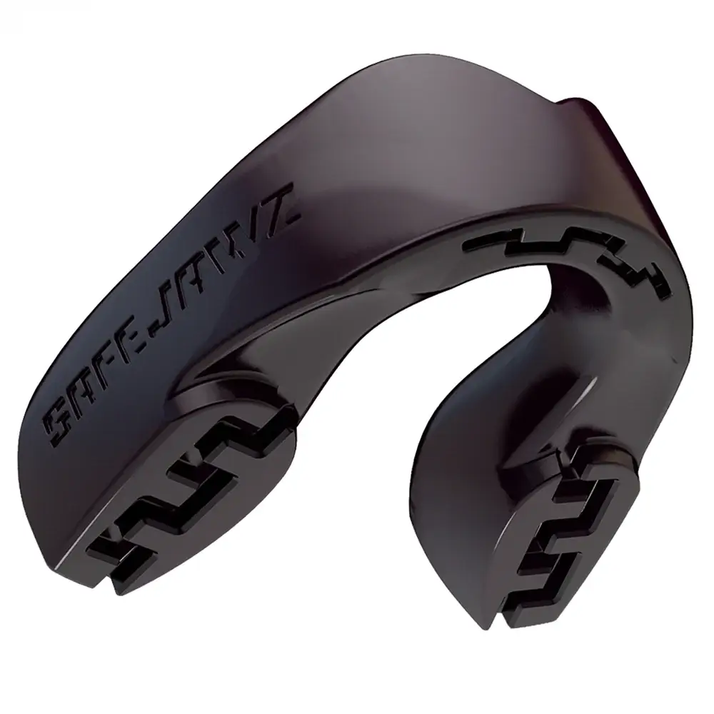 A picture showcasing the Safejawz Intro Series Mouthguard product.