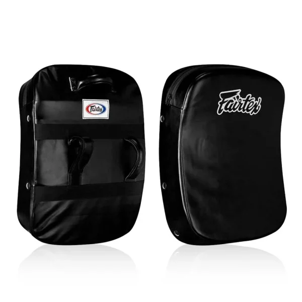 Fairtex Curved Kick Shield Fs3 Black 3 Fairtex Curved Kick Shield FS3 - Black in Black — detail shot
