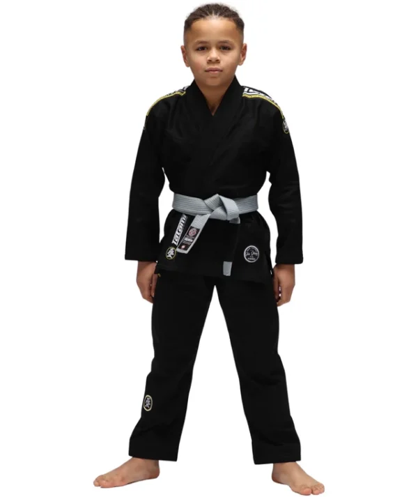Tatami Kids Nova Absolute BJJ Gi - Black in Black — three‑quarter angle