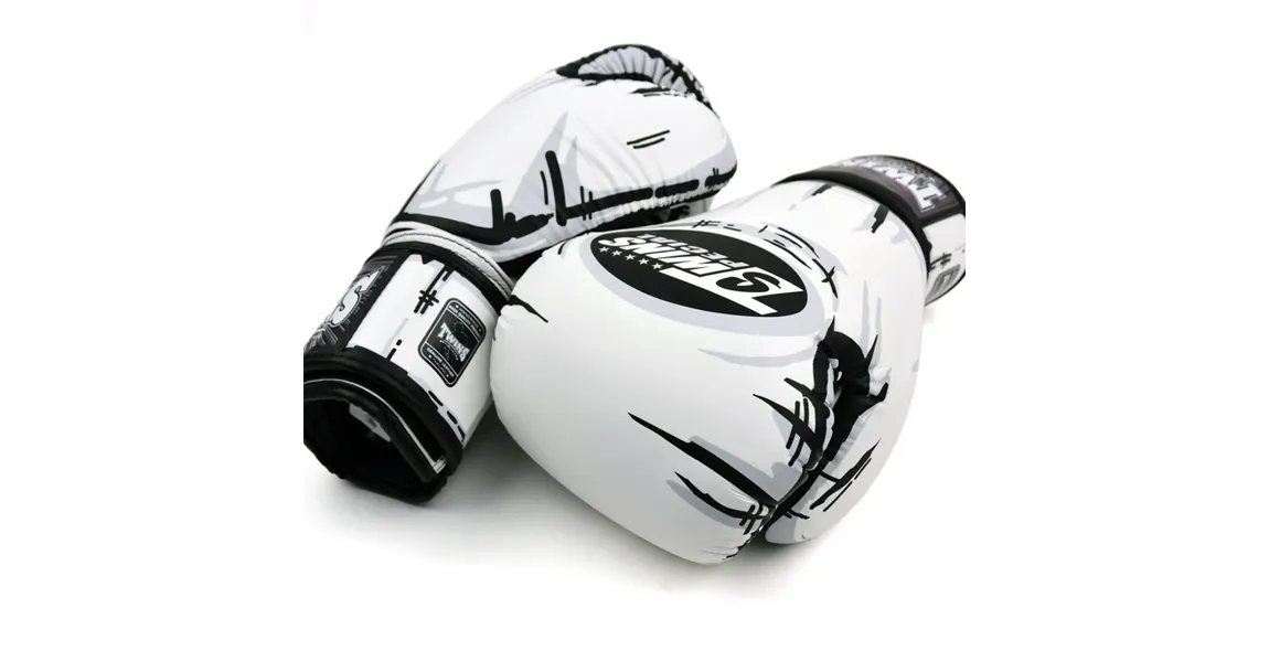 Twins Boxing Gloves Twins Special BGVL3 Boxing Gloves