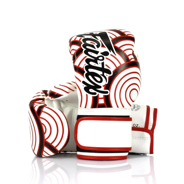 Fairtex BGV14WR Wave of Kanagawa Boxing Gloves in Black – front view Fairtex BGV14WR Wave of Kanagawa Boxing Gloves in White/Red – front view